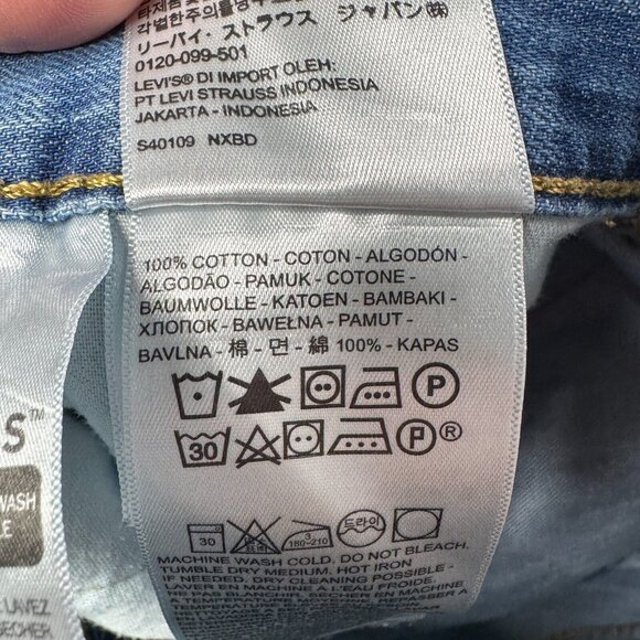 Levis Jeans Mens 36 x 32 Relaxed Straight 559 Distressed 100% Cotton Denim - Picture 7 of 14